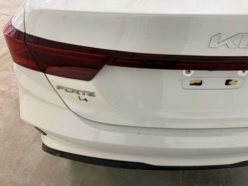 Used 2023 Kia Forte LXS w/ LXS Technology Package FWD image 17