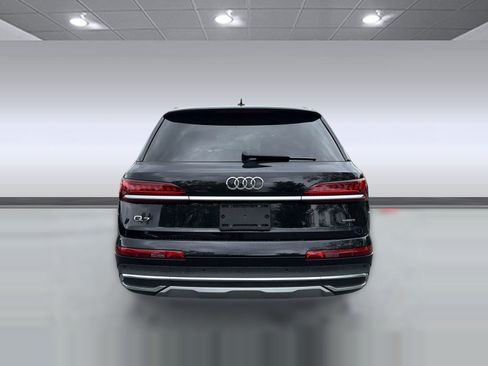 Used 2020 Audi Q7 3.0T Premium Plus w/ Premium Plus Package AWD/4WD image 10