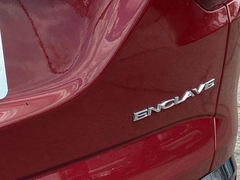 Used 2019 Buick Enclave Essence FWD image 28