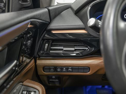 Used 2022 Acura MDX SH-AWD w/ Technology Package image 18