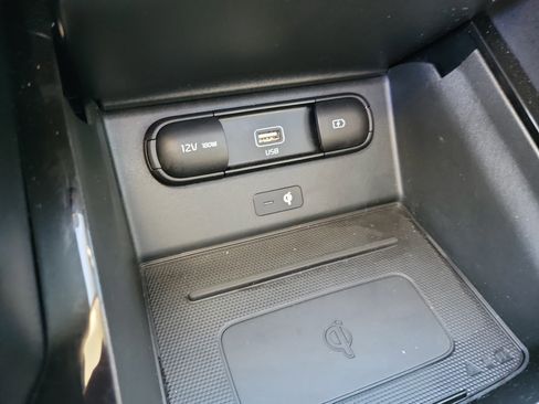 Used 2022 Kia Telluride EX w/ EX Premium Package image 33