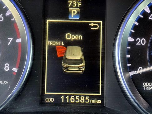 Used 2016 Toyota Highlander XLE image 13