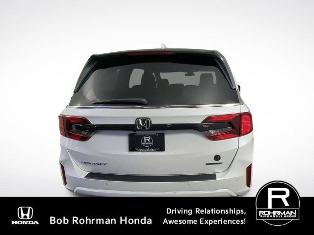 New 2027 Honda Odyssey Touring image 9