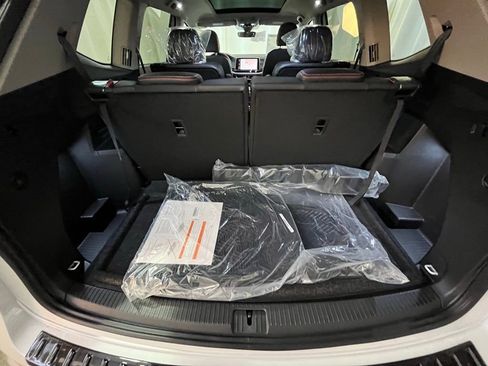 New 2026 Volkswagen Atlas Peak Edition AWD/4WD image 27