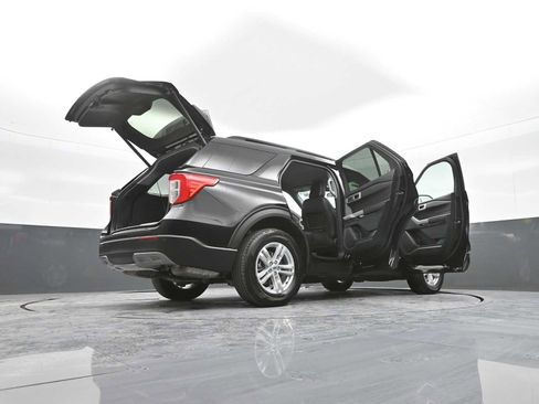 Used 2023 Ford Explorer XLT w/ Equipment Group 202A image 47