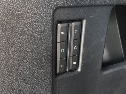 Used 2021 Ford Expedition XLT AWD/4WD image 19
