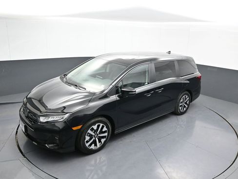 Certified 2025 Honda Odyssey EX-L image 36