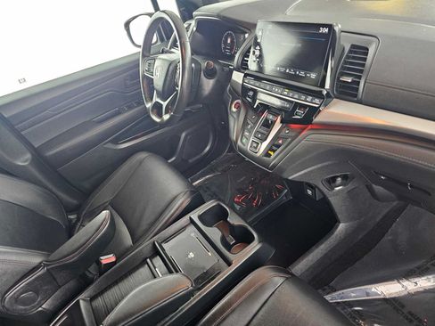 Used 2025 Honda Odyssey Sport-L image 11
