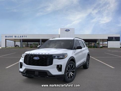 New 2026 Ford Explorer ST-Line AWD/4WD image 2
