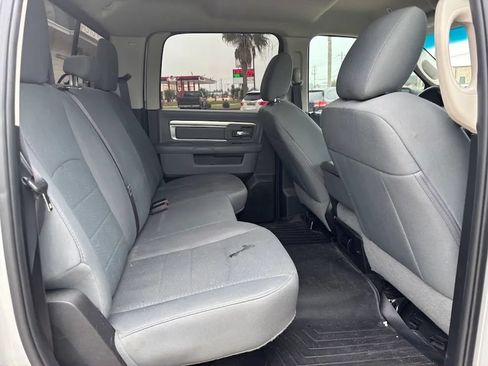 Used 2019 RAM 1500 Classic SLT RWD image 13