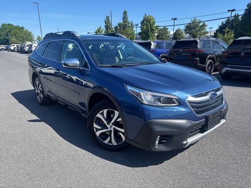 Certified 2022 Subaru Outback Touring AWD/4WD image 19