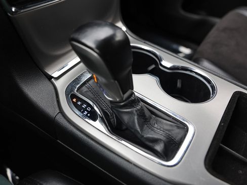 Used 2020 Jeep Grand Cherokee Altitude image 28