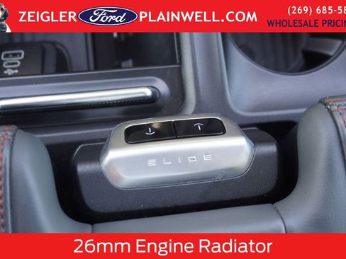 Used 2025 Ford Expedition Max Active image 32