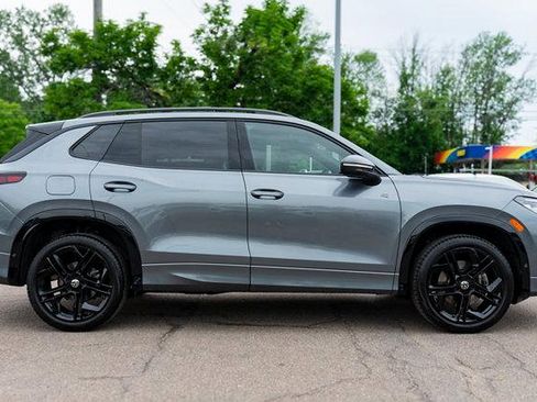 Used 2026 Volkswagen Tiguan SE R-Line AWD/4WD image 7