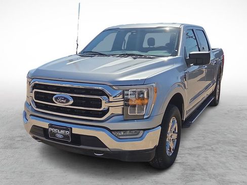 Used 2021 Ford F150 XLT w/ Equipment Group 302A High AWD/4WD image 4