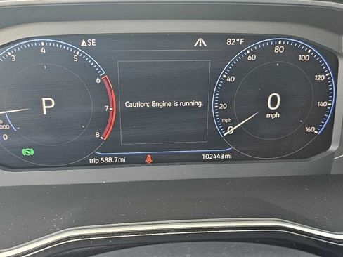 Used 2019 Volkswagen Jetta SEL w/ Cold Weather Package FWD image 17
