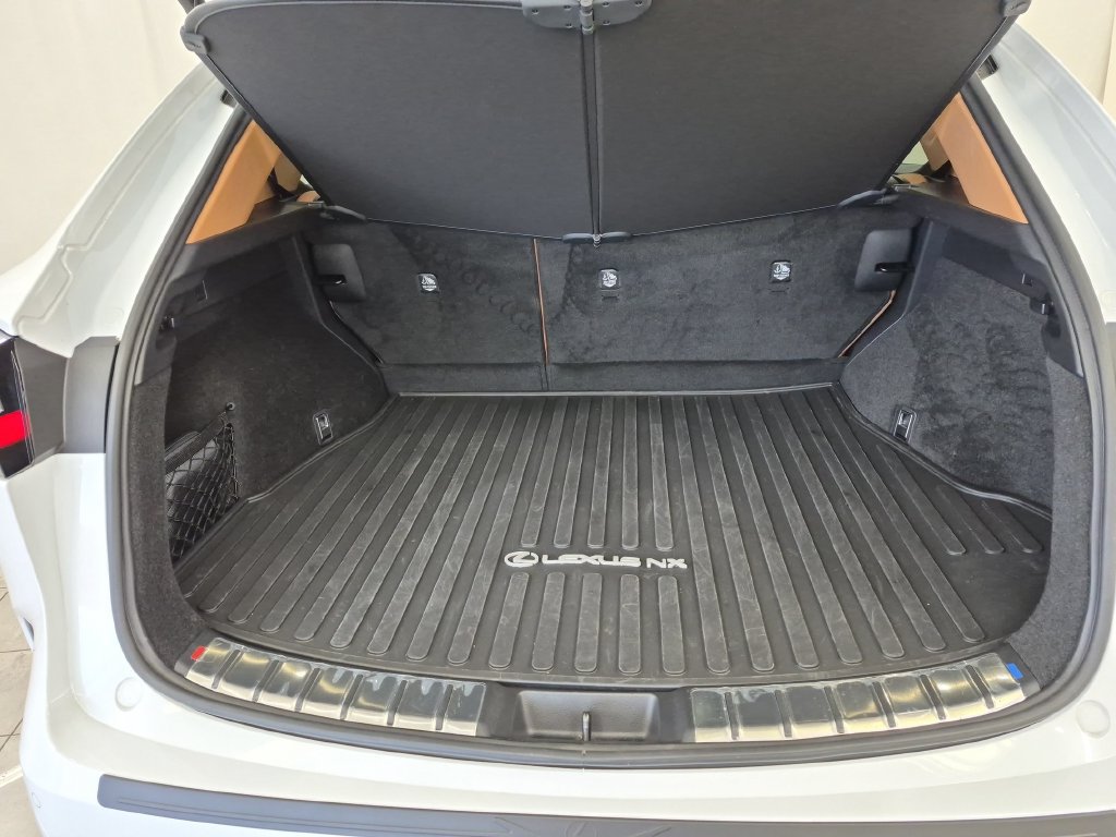Certified 2026 Lexus NX 350 AWD w/ Accessory Package (2T) image 32