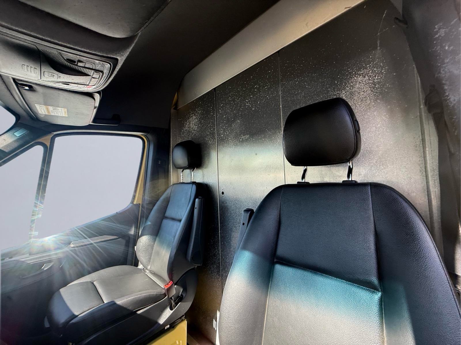 Used 2021 Mercedes-Benz Sprinter 1500 image 17
