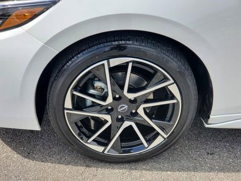 Certified 2025 Nissan Sentra SR w/ SR Premium Package image 10