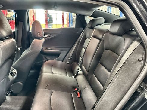 Used 2025 Chevrolet Malibu LT FWD image 24