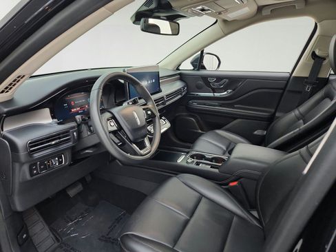 Used 2024 Lincoln Corsair Grand Touring AWD/4WD image 16