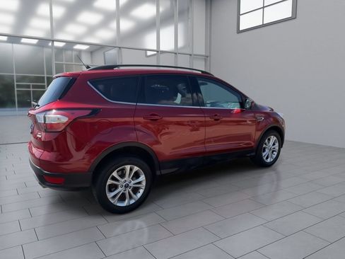 Used 2018 Ford Escape SEL FWD image 8