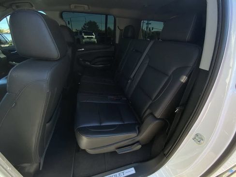Used 2019 Chevrolet Suburban LT AWD/4WD image 21