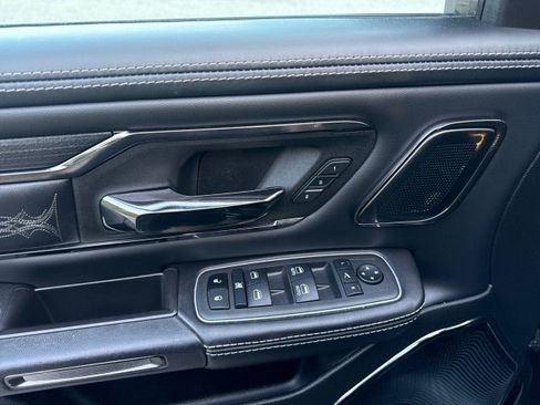 Used 2022 RAM 1500 Limited AWD/4WD image 11