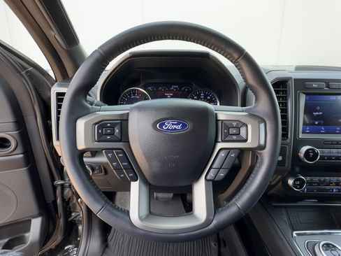 Used 2021 Ford Expedition XLT RWD image 10