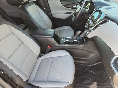 Used 2020 Chevrolet Equinox Premier image 10