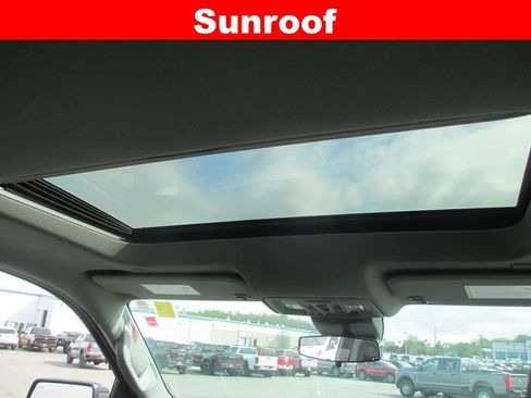 Used 2022 Chevrolet Silverado 1500 LT Trail Boss w/ LT Trail Boss Premium Package image 16