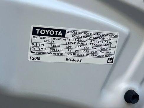 Used 2024 Toyota Corolla SE w/ SE Premium Package FWD image 33