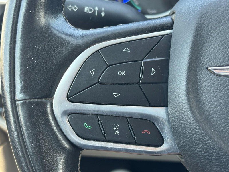Used 2022 Chrysler Pacifica Touring-L FWD image 20