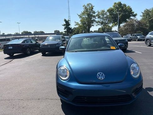 Used 2019 Volkswagen Beetle 2.0T S FWD image 7