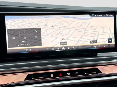 New 2026 BMW 750e xDrive w/ Executive Package image 33