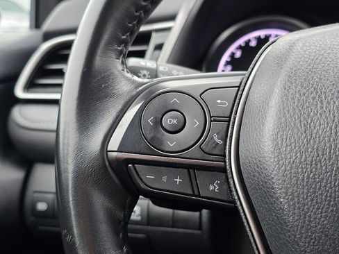 Used 2024 Toyota Camry SE image 34