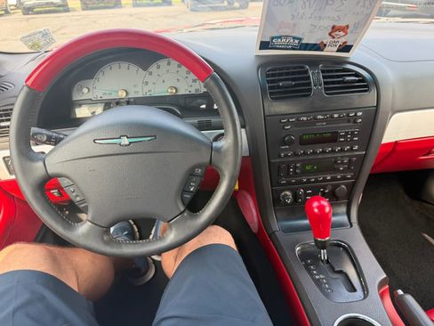 Used 2002 Ford Thunderbird RWD image 12