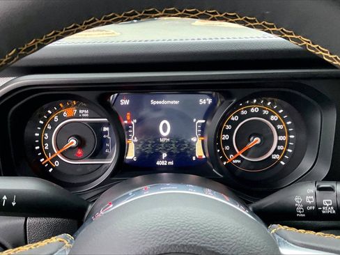 Certified 2024 Jeep Wrangler Sahara image 10