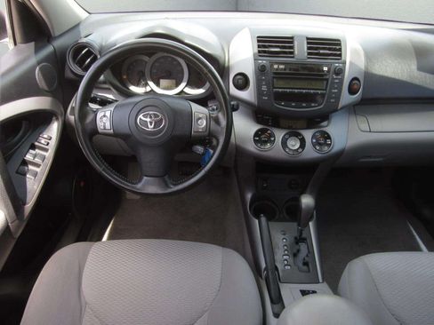 Used 2007 Toyota RAV4 Limited FWD image 17