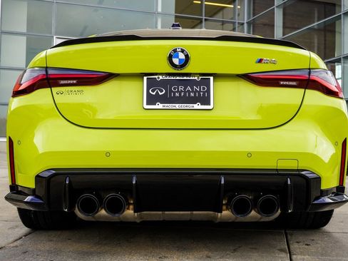 Used 2024 BMW M4 Coupe w/ Executive Package image 11