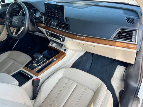 Used 2021 Audi Q5 2.0T Premium w/ Convenience Package image 29