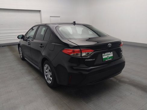 Used 2021 Toyota Corolla LE FWD image 5