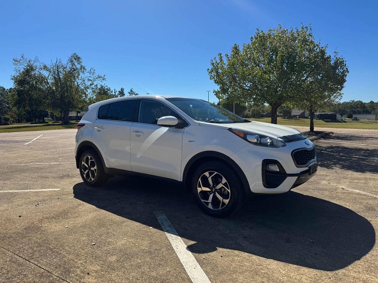 Used 2020 Kia Sportage LX AWD/4WD image 2