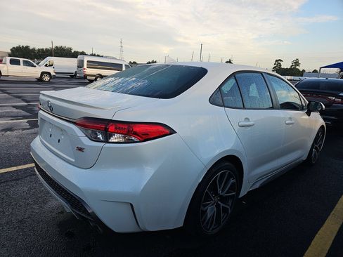 Used 2020 Toyota Corolla SE FWD image 3