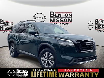 Used 2024 Nissan Pathfinder SL w/ Black Appearance Package