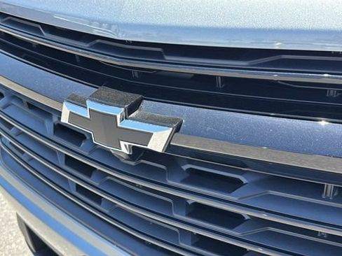 New 2026 Chevrolet Traverse LT w/ Midnight/Sport Edition FWD image 9
