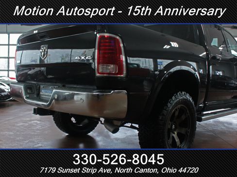 Used 2017 RAM 1500 Laramie w/ Convenience Group image 10
