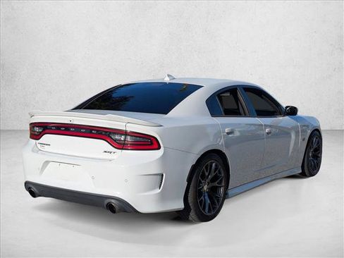 Used 2017 Dodge Charger SRT w/ Harman/Kardon Audio Group RWD image 5