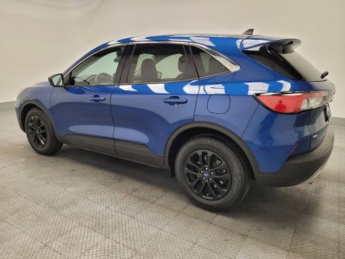Used 2022 Ford Escape SE FWD image 3