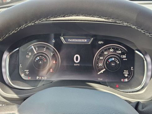 New 2026 RAM 3500 Laramie AWD/4WD image 21